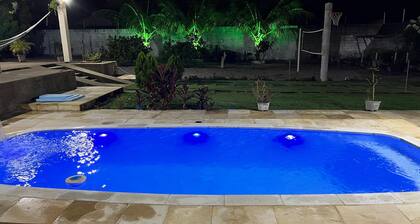 Airy house with swimming pool, 5 minutes from Farol beach. The perfect getaway!