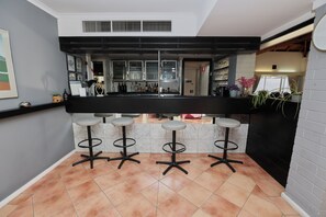 Minibar - Dalby Manor Motor Inn  (Dalby)