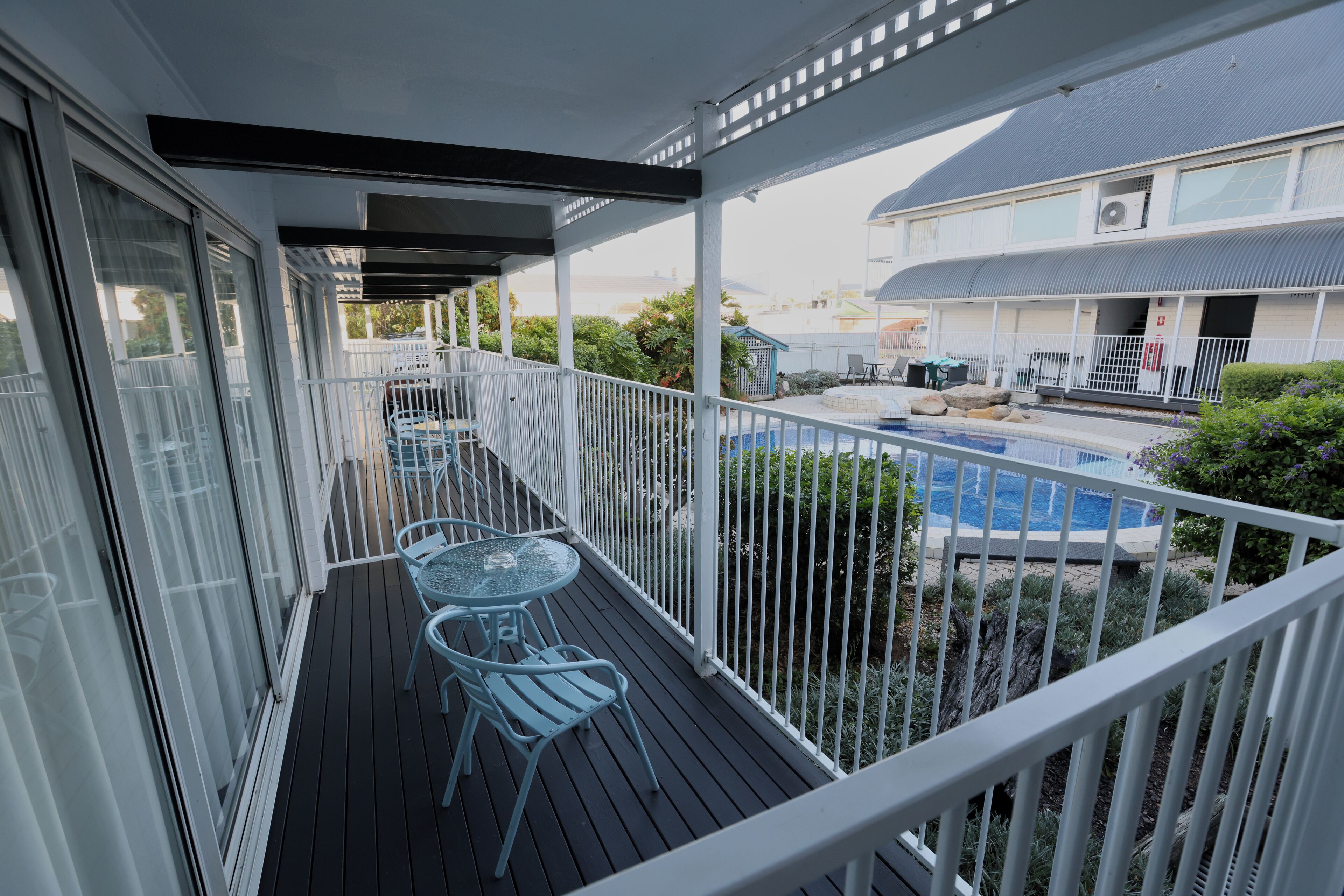Executive Queen Room | Balcony view