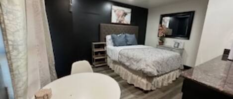 1 Schlafzimmer, WLAN, Bettwäsche