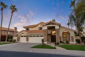 Exterior - Luxurious Waterfront 5 Bedroom Home with Private Boat and Dock (Gilbert)