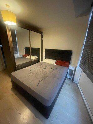 1 soveværelse, strygejern/strygebræt, Wi-Fi, sengetøj