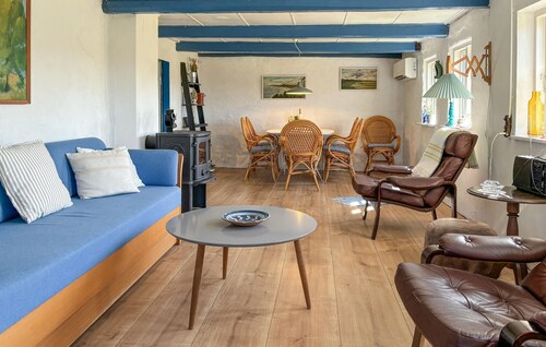 1 bedroom gorgeous home in Spøttrup