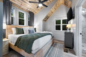 4 Schlafzimmer, Bügeleisen/Bügelbrett, kostenloses WLAN, Bettwäsche
