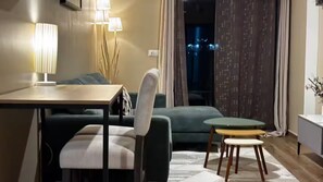 Living area - Residence Riches Modern Apartment, Ideally Located in Abidjan (Abidjan)