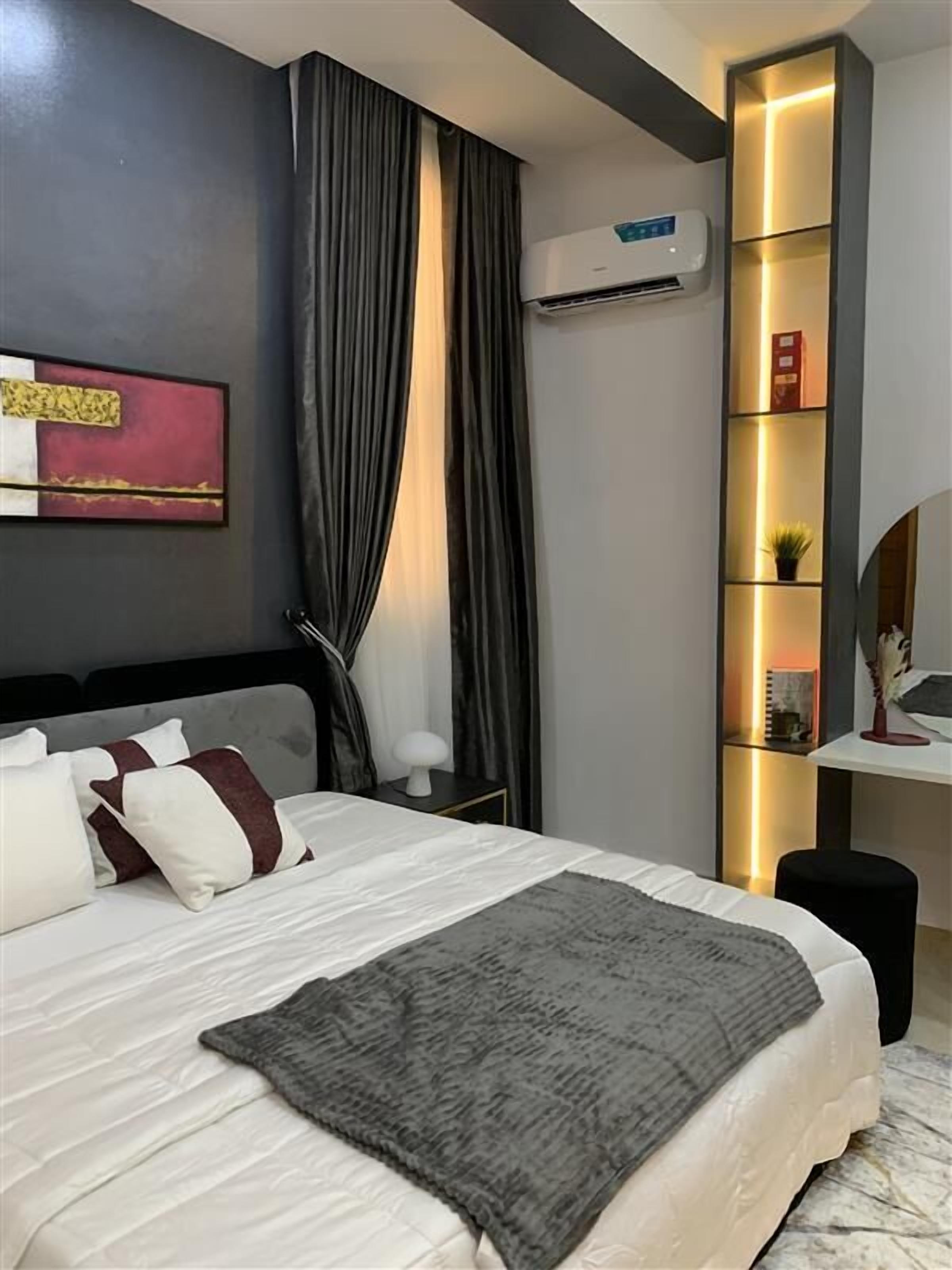 Luxury Apartment, Balcony, Beach View | Room amenity