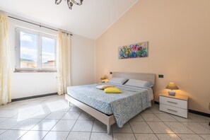 3 Schlafzimmer, Bügeleisen/Bügelbrett, kostenloses WLAN, Bettwäsche