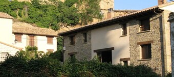 Apartment 'La Encina' with Mountain View, Shared Garden and Wi-Fi