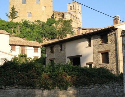 Apartment 'La Encina' with Mountain View, Shared Garden and Wi-Fi