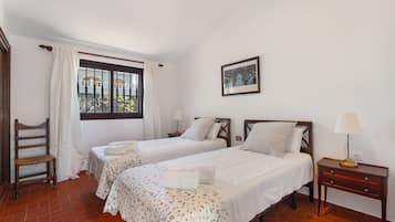 3 soverom, wi-fi (inkludert) og sengetøy