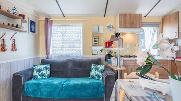 Télévision, table de tennis de table