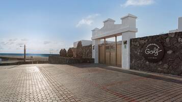 Enceinte de lâhĂ©bergement