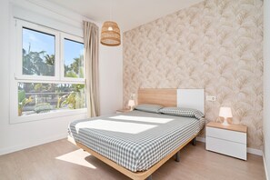 3 bedrooms, free WiFi, bed sheets