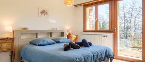 5 camere, ferro/asse da stiro, Wi-Fi gratuito, lenzuola