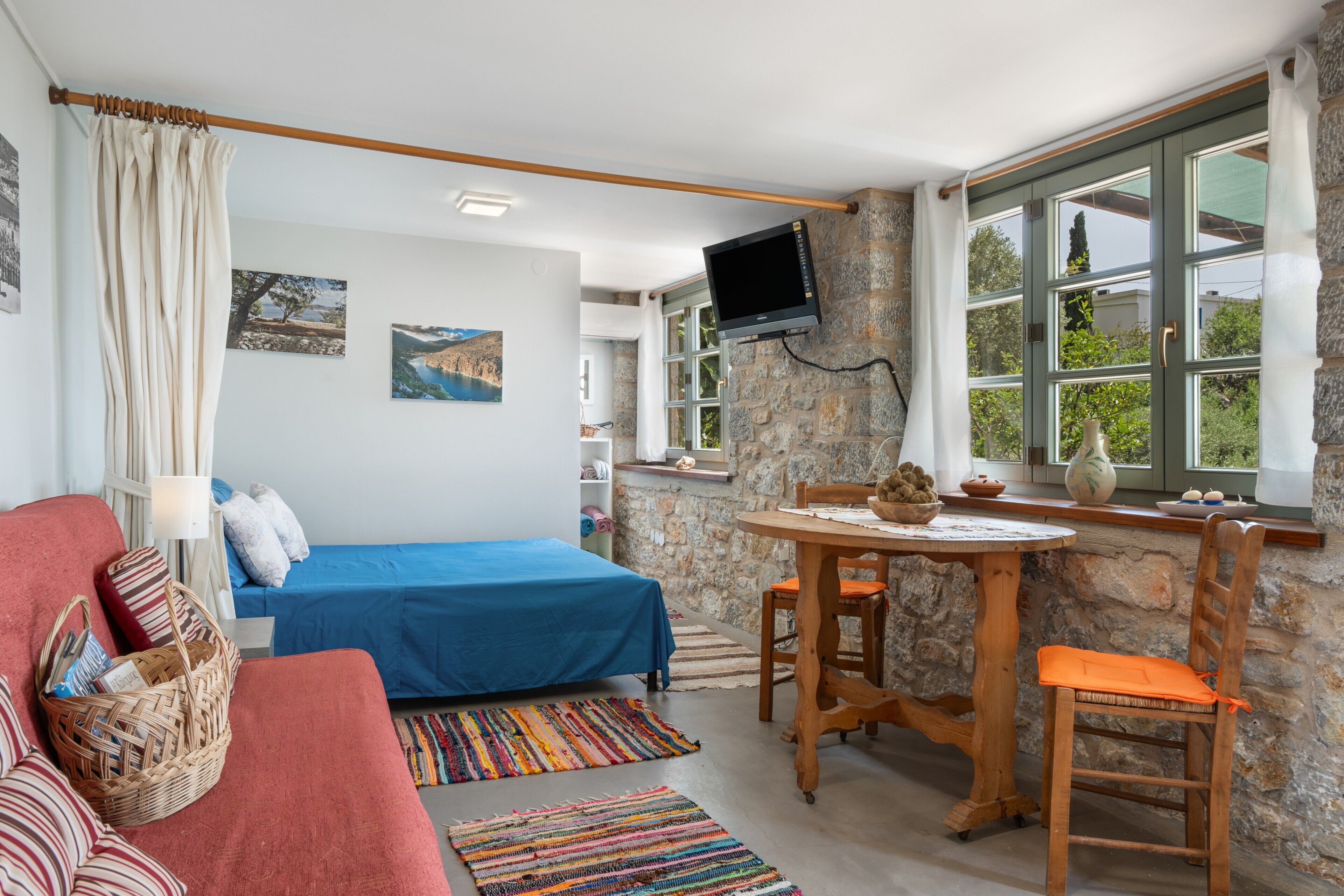 1 camera, ferro/asse da stiro, Wi-Fi gratuito, lenzuola