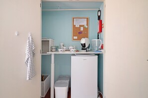 Interior - Bed and Breakfast 'Casa Margarida' with Private Pool, Wi-Fi and Air Conditioning (Tavira)