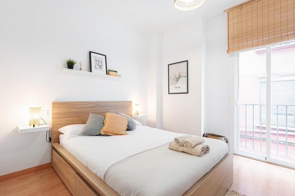 2 bedrooms, iron/ironing board, free WiFi, bed sheets