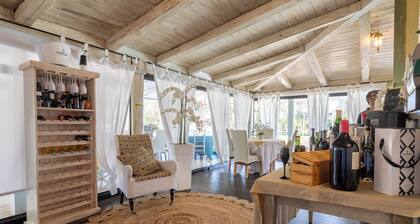 Villa 'La Casitta Di L' Abbiu' with Shared Pool, Wi-Fi and Air Conditioning