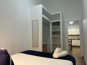 2 Schlafzimmer, Bügeleisen/Bügelbrett, kostenloses WLAN, Bettwäsche