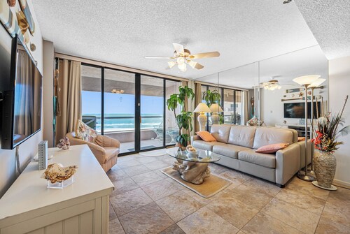 🌞CBC 1-5C – Gulf Front-Amazing views-Pool- Hot Tub-Gym- Pickleball!🌞