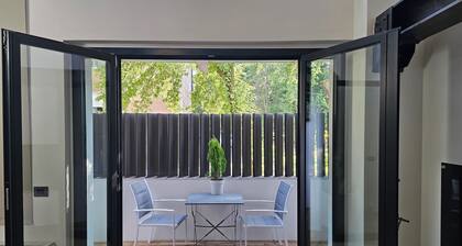 MEZZAGO ROYAL SUITES: LOFT SUITE - SUITE & LOFT APARTMENT