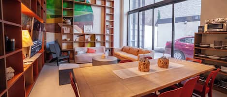 House, Multiple Beds, Bathtub, Mountain View | Living area | Flat-screen TV