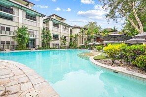 Et oppvarmet basseng