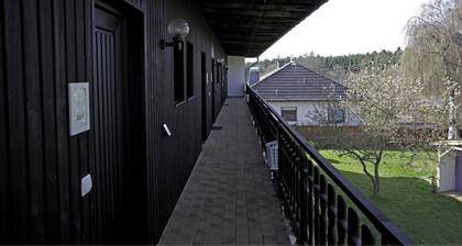 1-bedroom condo in Windhagen with WiFi, near Cologne, Dusseldorf & Bonn