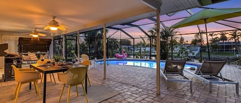 تناول الطعام بالخارج