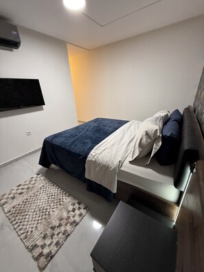 3 多间卧室、办公桌、熨斗/熨衣板、WiFi