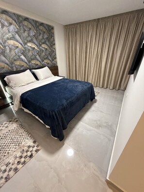 3 bedrooms, desk, iron/ironing board, WiFi - Luxury Stay in Tangier (Tanger)