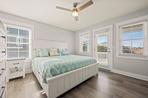 4 chambres, fer et planche à repasser, accès au Wi-Fi (inclus)