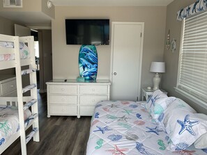 2 dormitorios, tabla de planchar con plancha, wifi gratis y ropa de cama