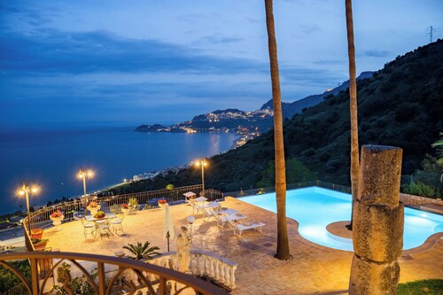 Villa Finu - Panoramic villa with swimming pool