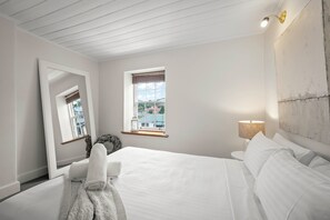 Deluxe House | 3 bedrooms, individually decorated, individually furnished - Stylish 3 Bedroom Townhouse - Hobart CBD (Hobart)