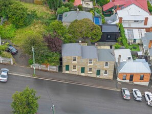 Aerial view - Stylish 3 Bedroom Townhouse - Hobart CBD (Hobart)