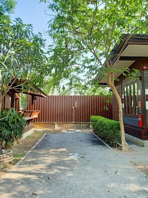 標準獨棟房屋, 1 張特大雙人床, 非吸煙房, 花園 | 露台/庭院