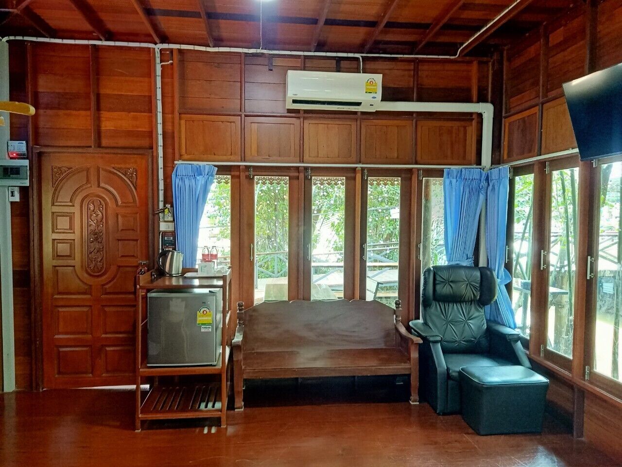 Deluxe House, 1 King Bed, River View