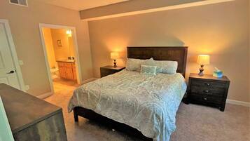 3 bedrooms, iron/ironing board, travel crib, WiFi