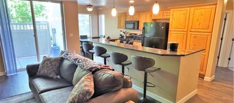 3-Bedroom Luxury Condo in the Heart of the City