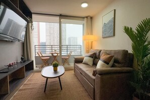 Apartment (1009) | Living area