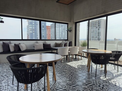 Modern Apt in Americana - Close to Centro and Expo