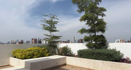 Apto Moderno en Americana | Cerca de Centro y Expo