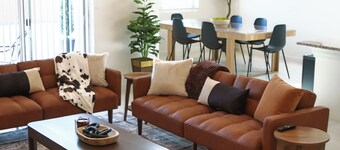 Luxurious Southwestern Escape – Near Santa Fe’s Top Attractions!