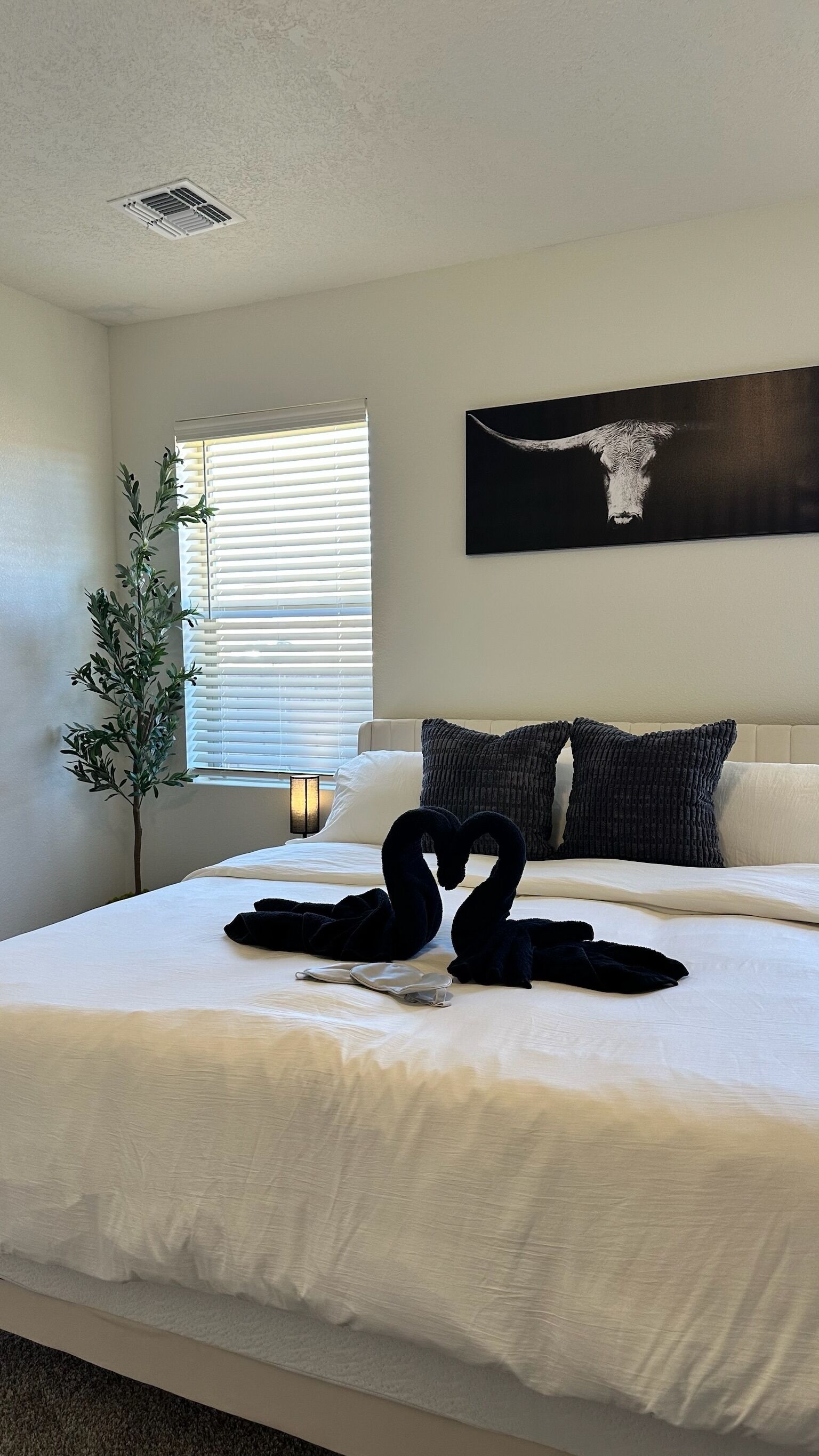 3 室のベッドルーム、デスク、アイロン / アイロン台、WiFi (無料)