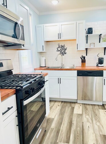 1.7ml to Beach Mall/Zoo/Casino 8 ppl/fence patio