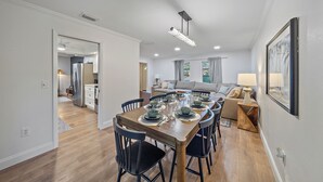 Dining - Breezemont Bungalow | Private Heated Pool, Hot tub + Sauna (Sarasota)