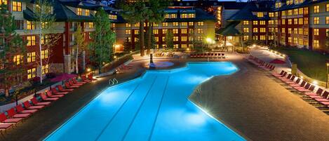 Outdoor pool, a heated pool