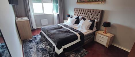 2 bedrooms, WiFi, bed sheets