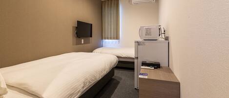 Standard Twin Room (check-in is not available after 11PM) | Wi-fi percuma, cadar katil
